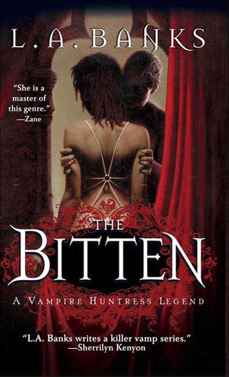 Bitten, Vampire Huntress Legend Series