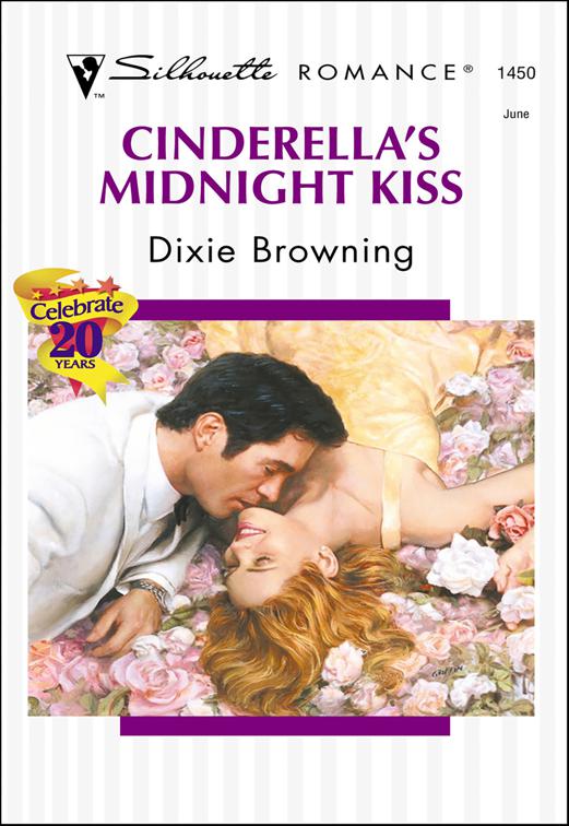 Cinderella&#x27;s Midnight Kiss