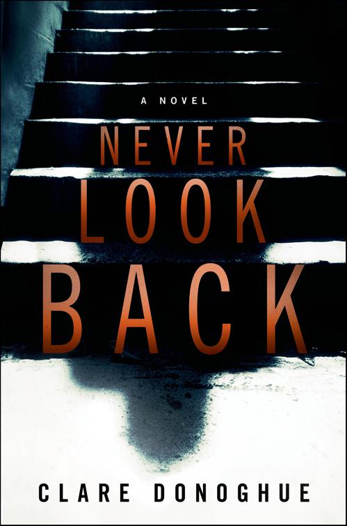 Never Look Back, Mike Lockyer Novels